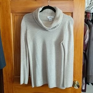 Vineyard Vines cowl neck sweater